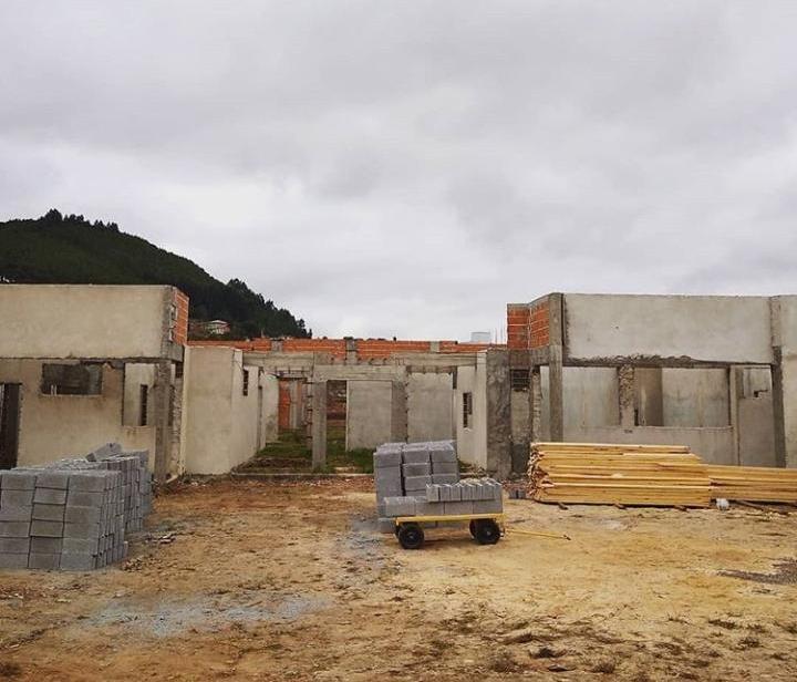 Prefeitura de Lages Obras de construção do Ceim Centenário são retomadas