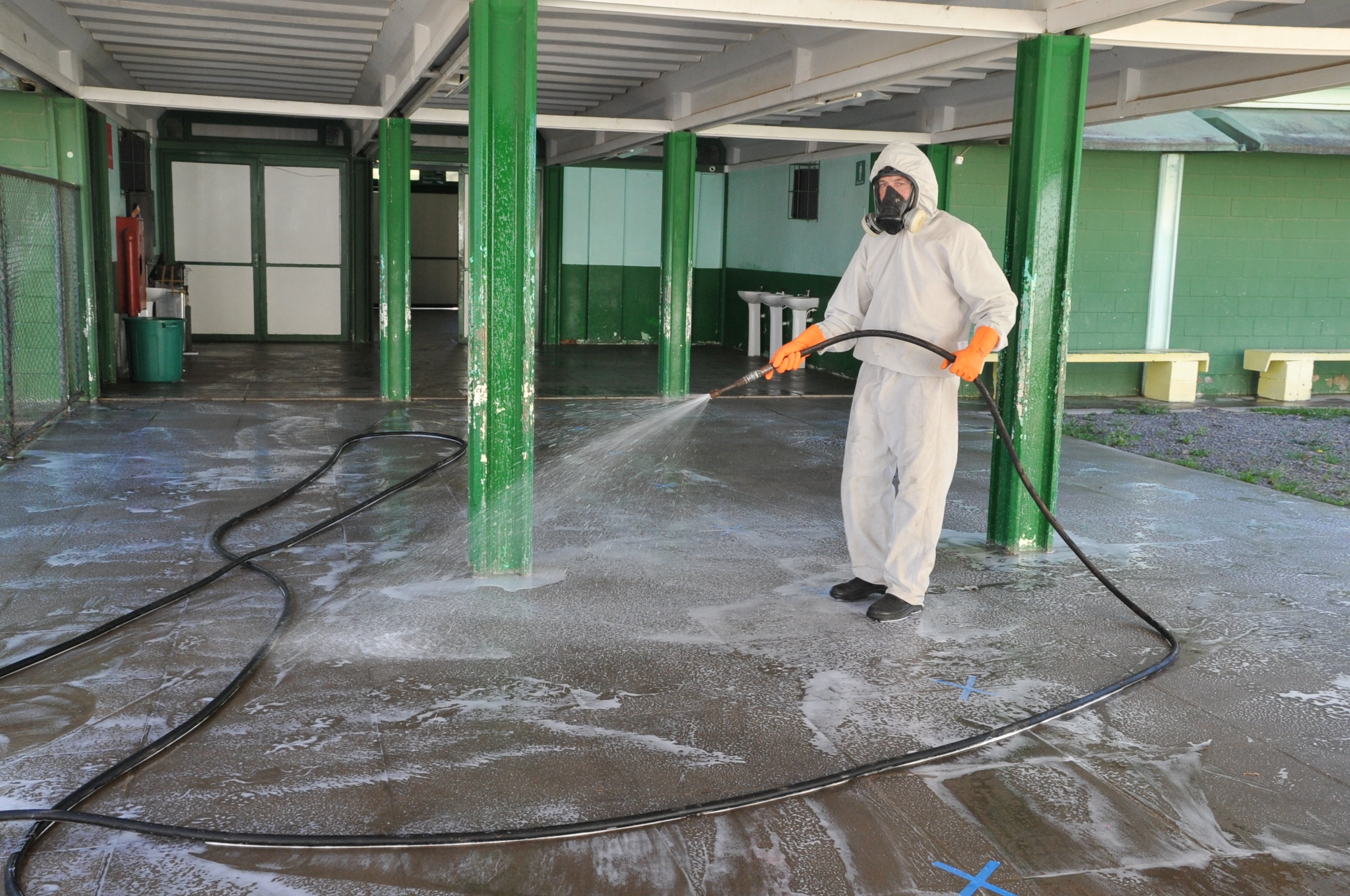 Prefeitura de Lages Prefeitura de Lages providencia sanitização de estruturas de saúde e locais de votação como medida de prevenção e combate à Covid-19