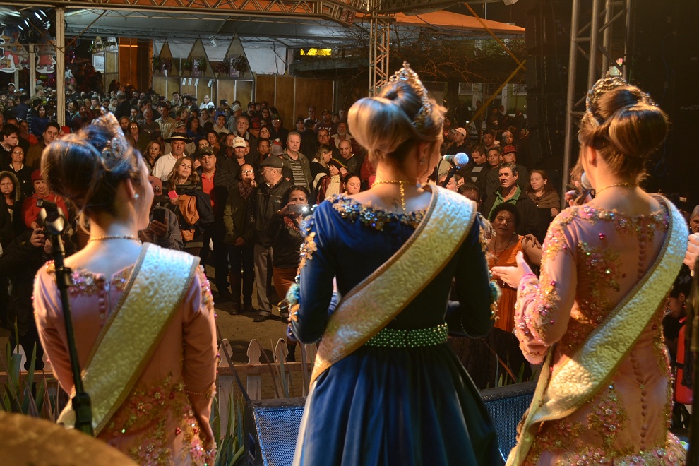 Prefeitura de Lages Fundação Cultural apresenta as candidatas à rainha e princesas da 32ª Festa Nacional do Pinhão