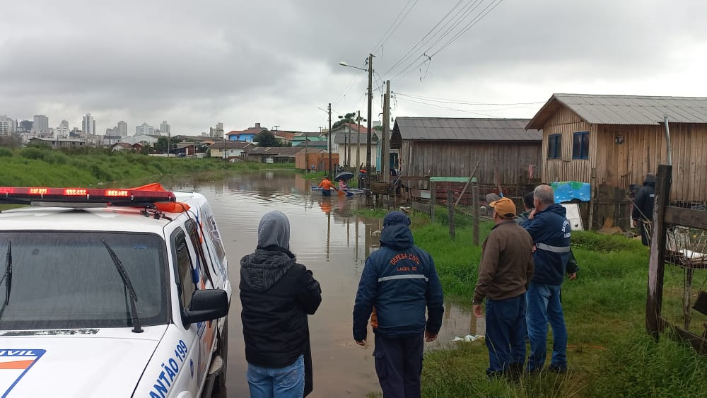 Prefeitura de Lages Prefeitura de Lages abre três abrigos devido às chuvas volumosas dos últimos dias