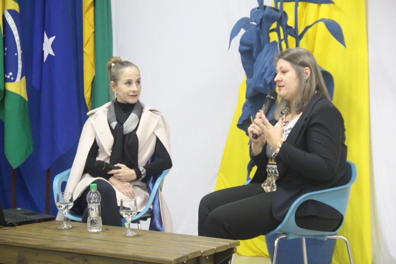 Prefeitura de Lages XVI Congresso de Educação do Município de Lages reuniu de modo on-line mais de dois mil profissionais em debates sobre a educação da atualidade