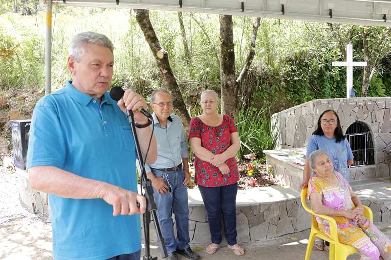 Prefeitura de Lages Prefeito Ceron inaugura reformas na Grutinha Nossa Senhora Aparecida, no Salto Caveiras