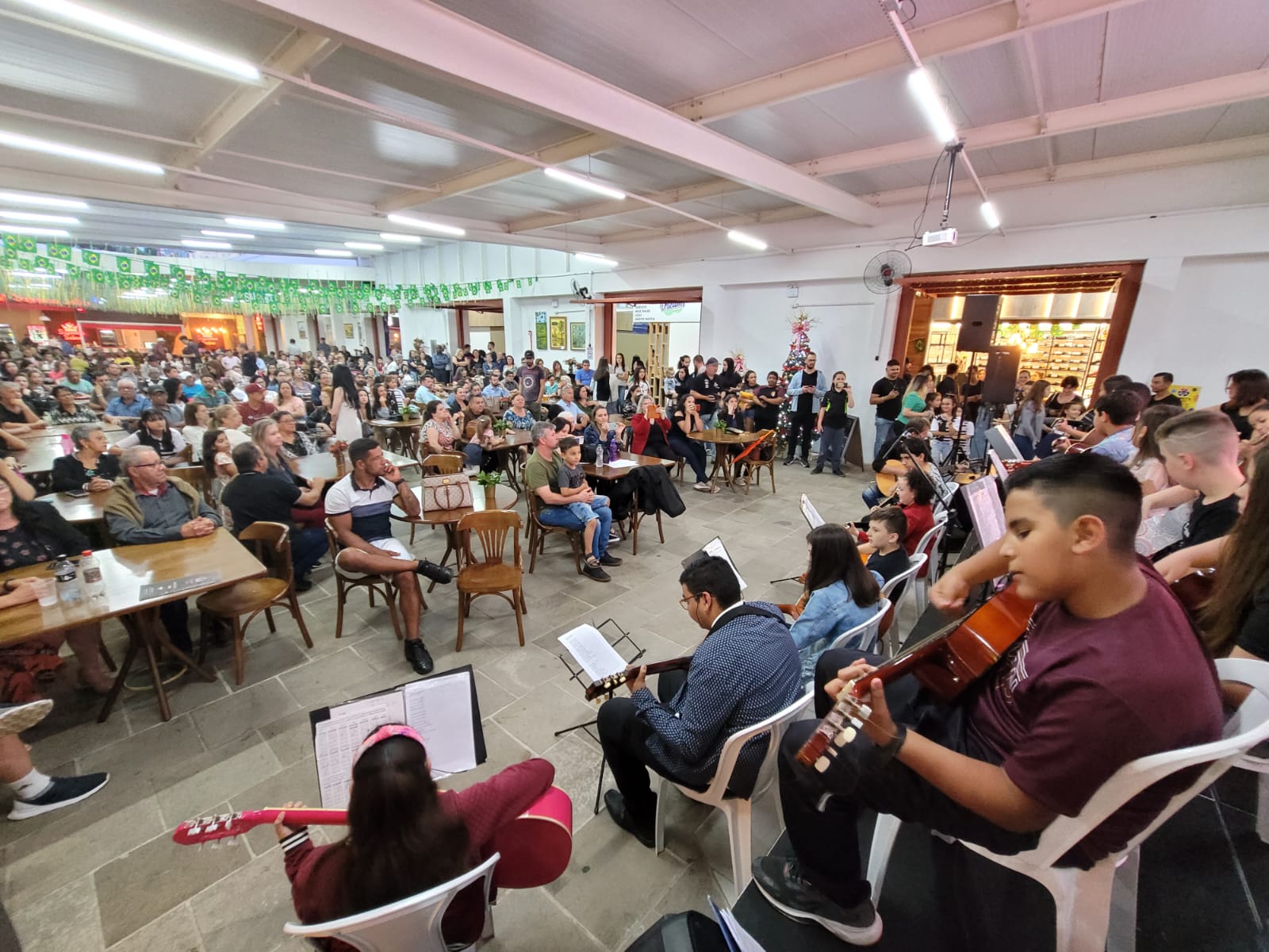 Prefeitura de Lages Música encerra a semana do “Mostra Arte, Lages!”