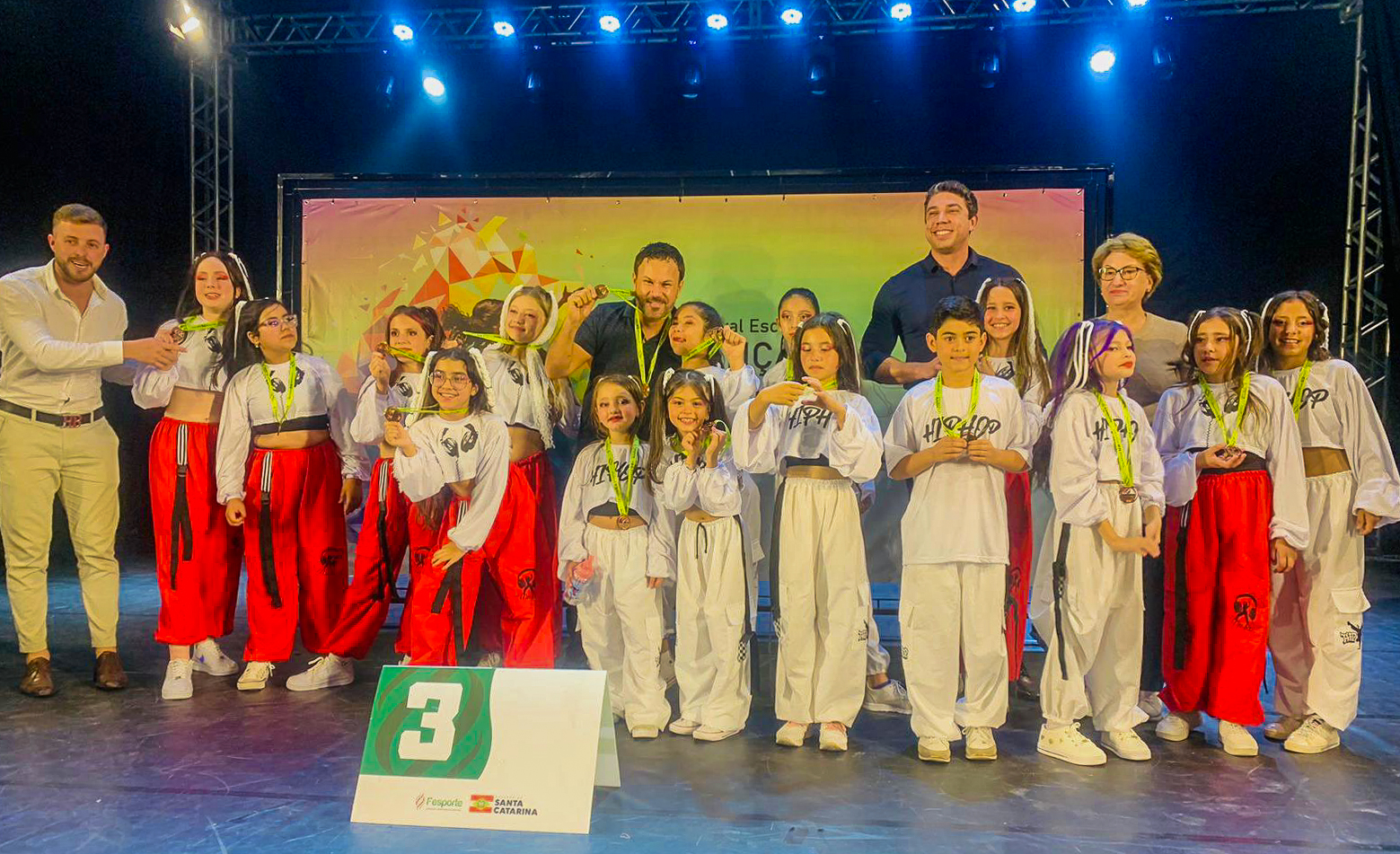 Prefeitura de Lages Lages Melhor conquista prêmios no Festival Dança Catarina em Bom Retiro