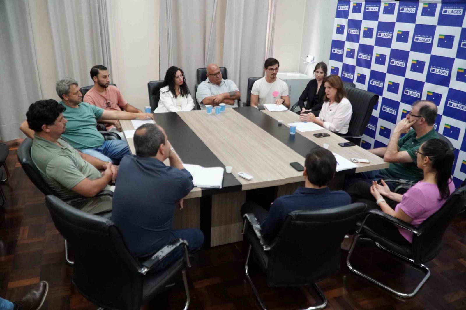 Prefeitura de Lages Prefeitura de Lages propõe comissão para analisar a viabilidade da criação do piso salarial dos servidores municipais