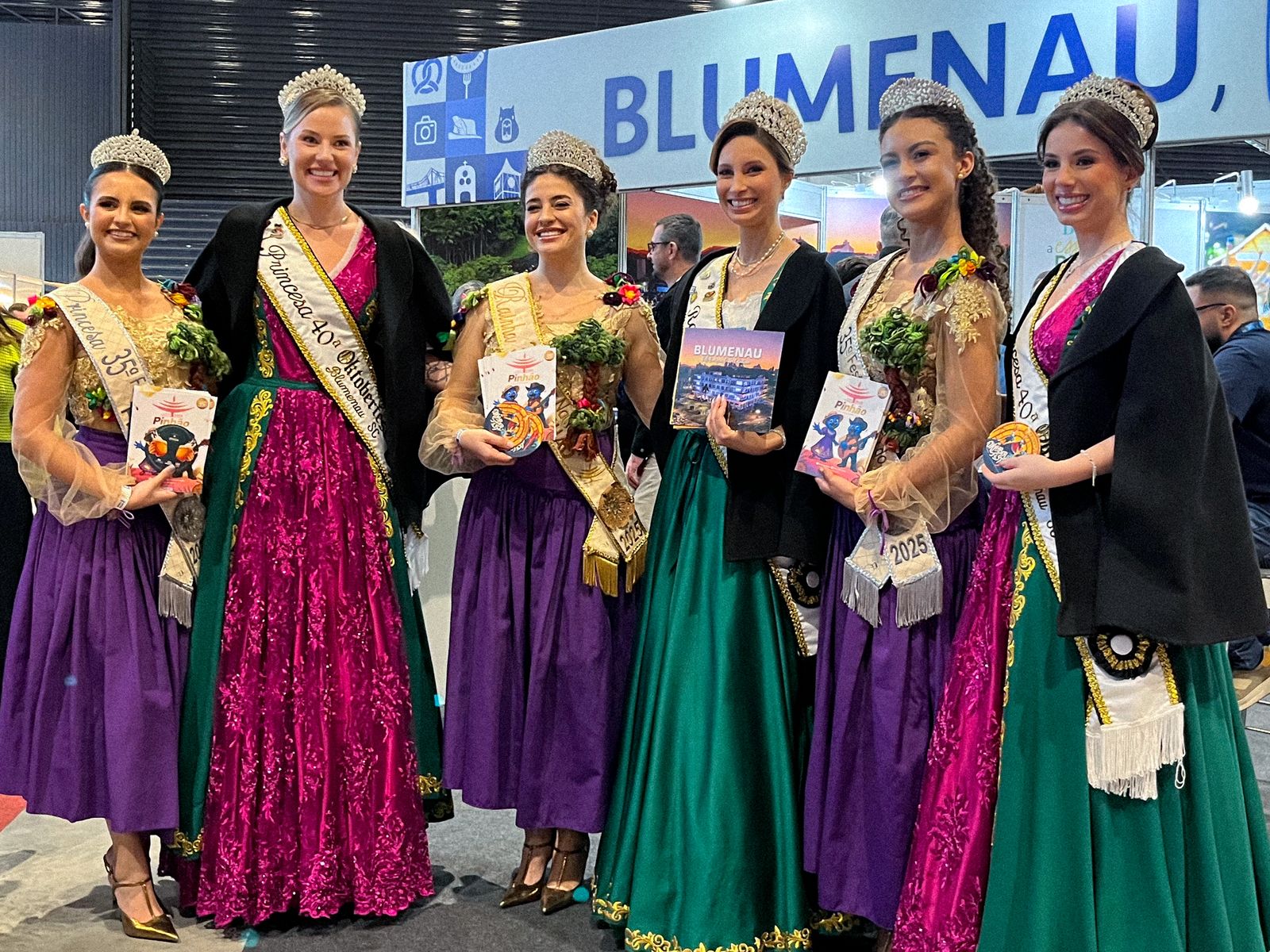 Prefeitura de Lages Comitiva da Festa Nacional do Pinhão capacita agentes de turismo no BNT Mercosul