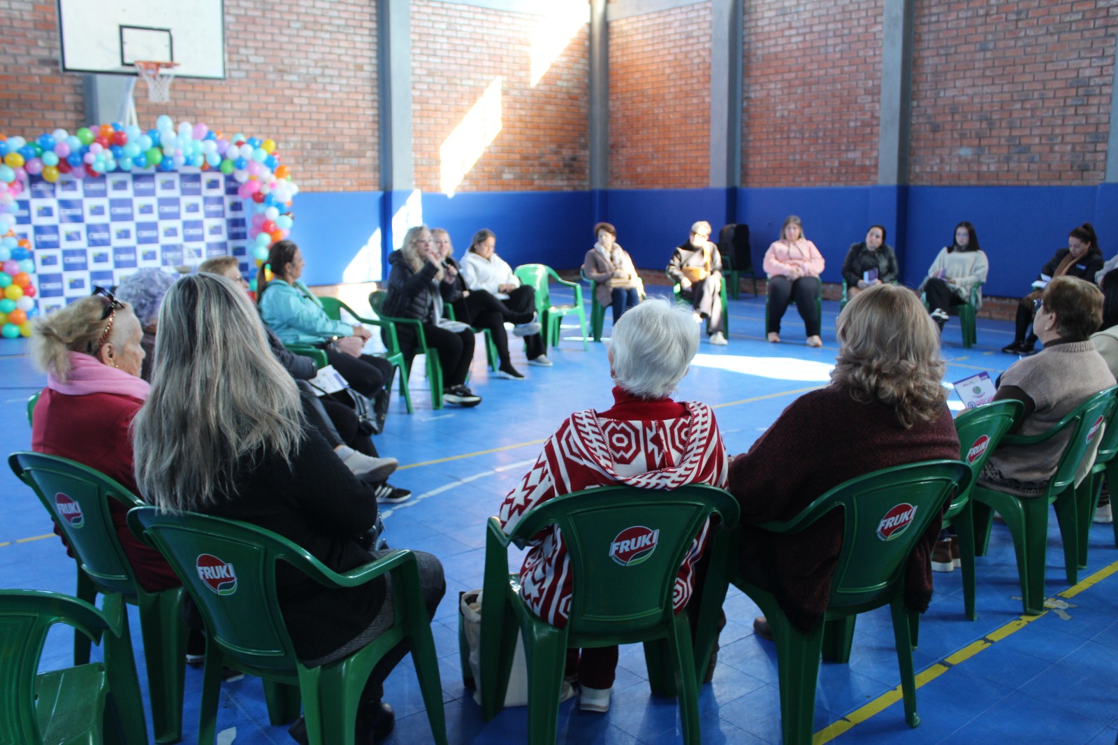 Prefeitura de Lages Sábado foi dia de acolher quem cuida de todos: Mulheres que Cuidam, Mães que Inspiram