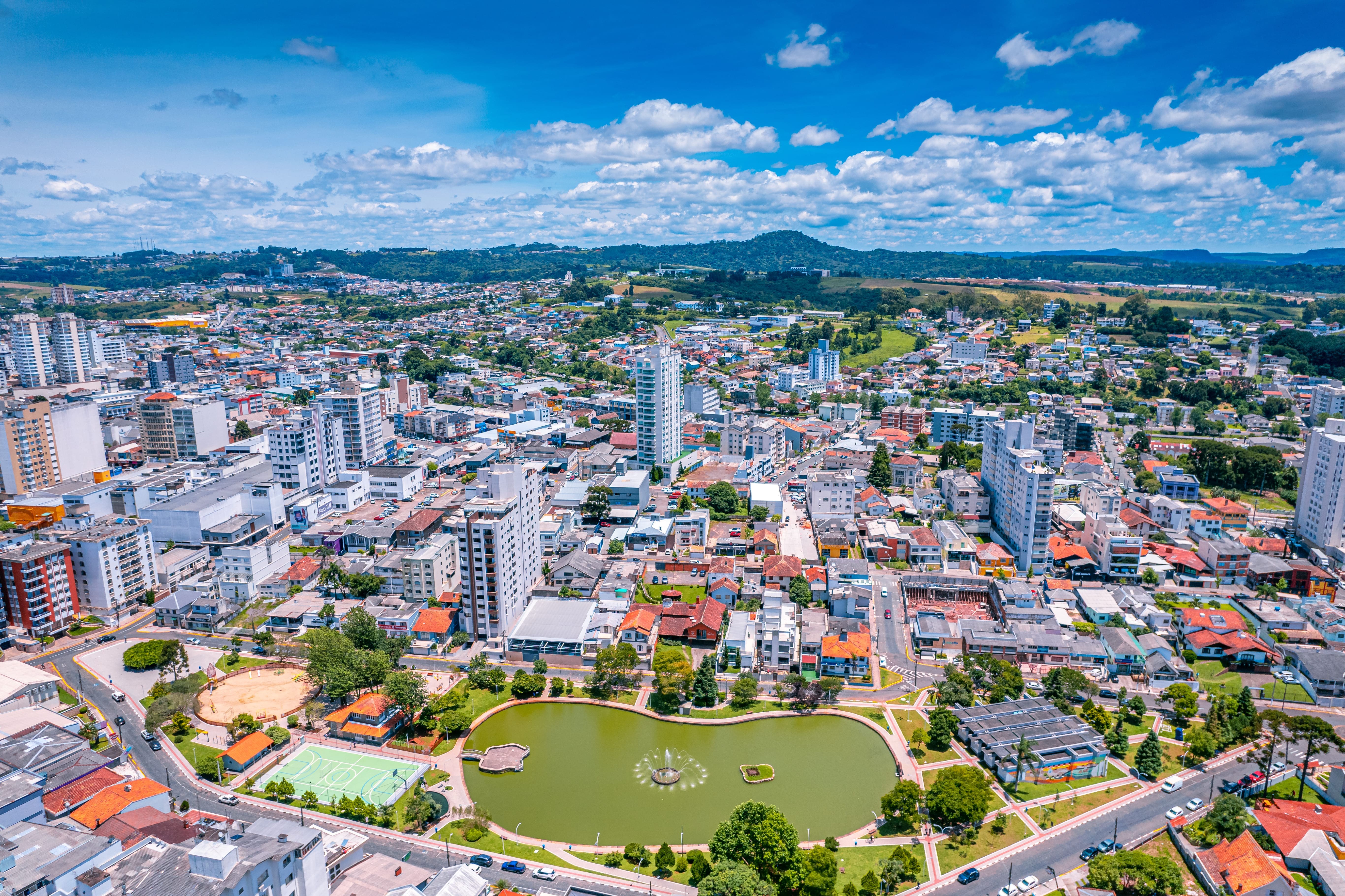 Prefeitura de Lages Hotelaria de Lages registra saldo positivo no primeiro fim de semana da 35ª Festa Nacional do Pinhão