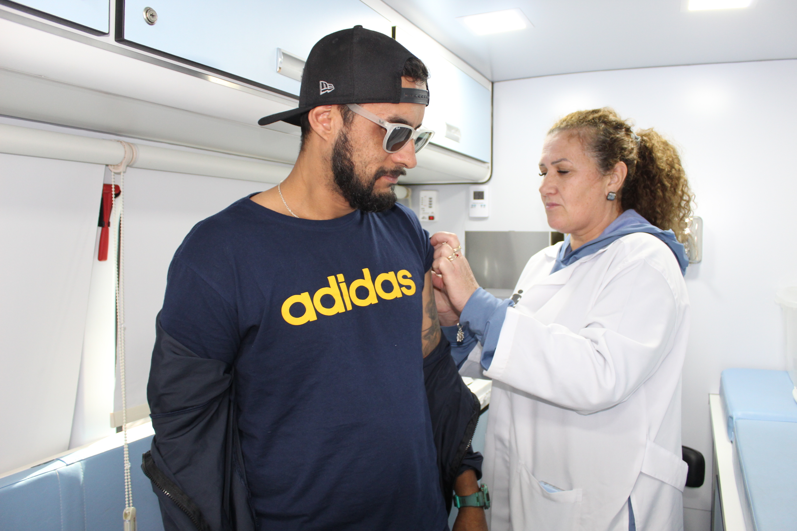 Prefeitura de Lages Vacinação contra a Influenza: Campanha vislumbra caminhoneiros e motoristas de ônibus nesta segunda e terça-feira