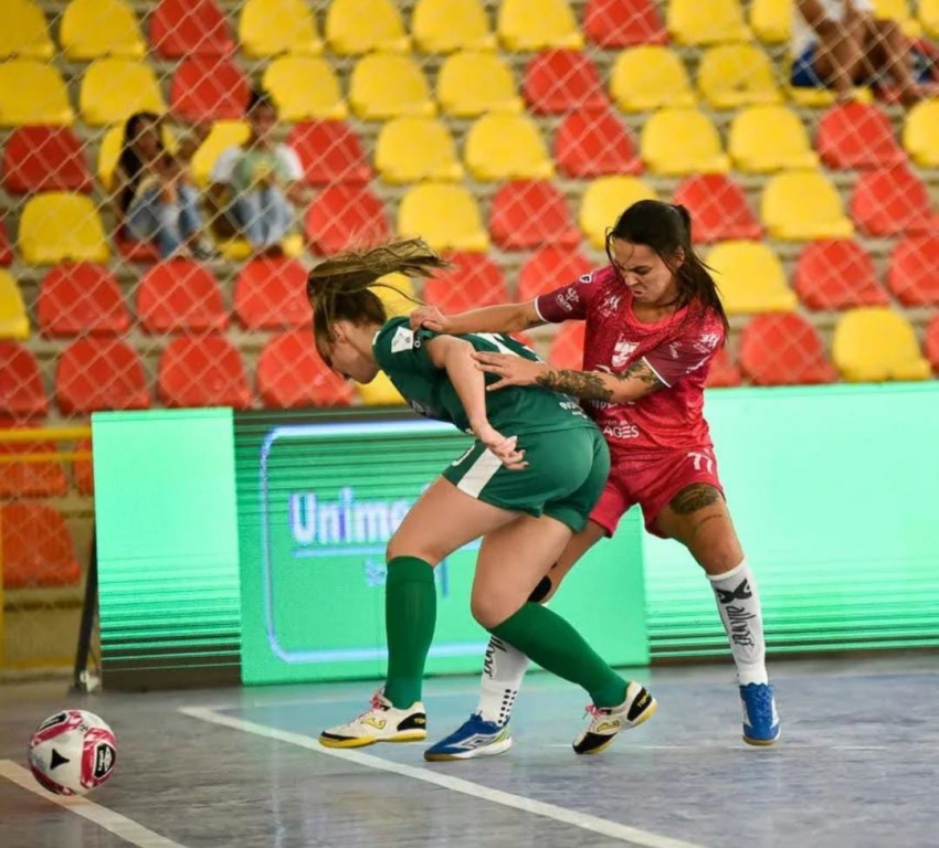 Liga Feminina de Futsal: Ginásio Jones Minosso recebe clássico entre Leoas da Serra e Female - 2022-08-05 15:35:15