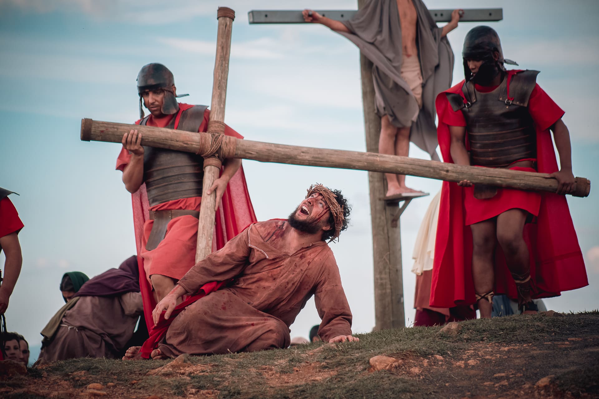 Prefeitura de Lages Sexta-feira Santa deve reunir milhares de fiéis no Morro da Cruz