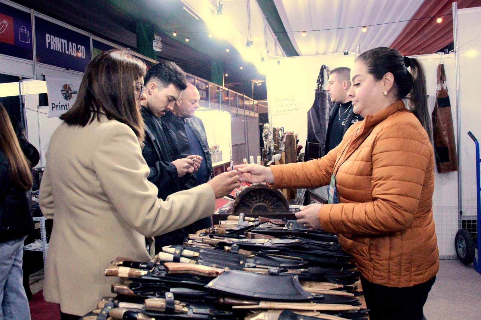 Prefeitura de Lages Shopinhão movimenta negócios, valoriza o empreendedorismo e amplia oportunidades de renda na 36ª Festa Nacional do Pinhão