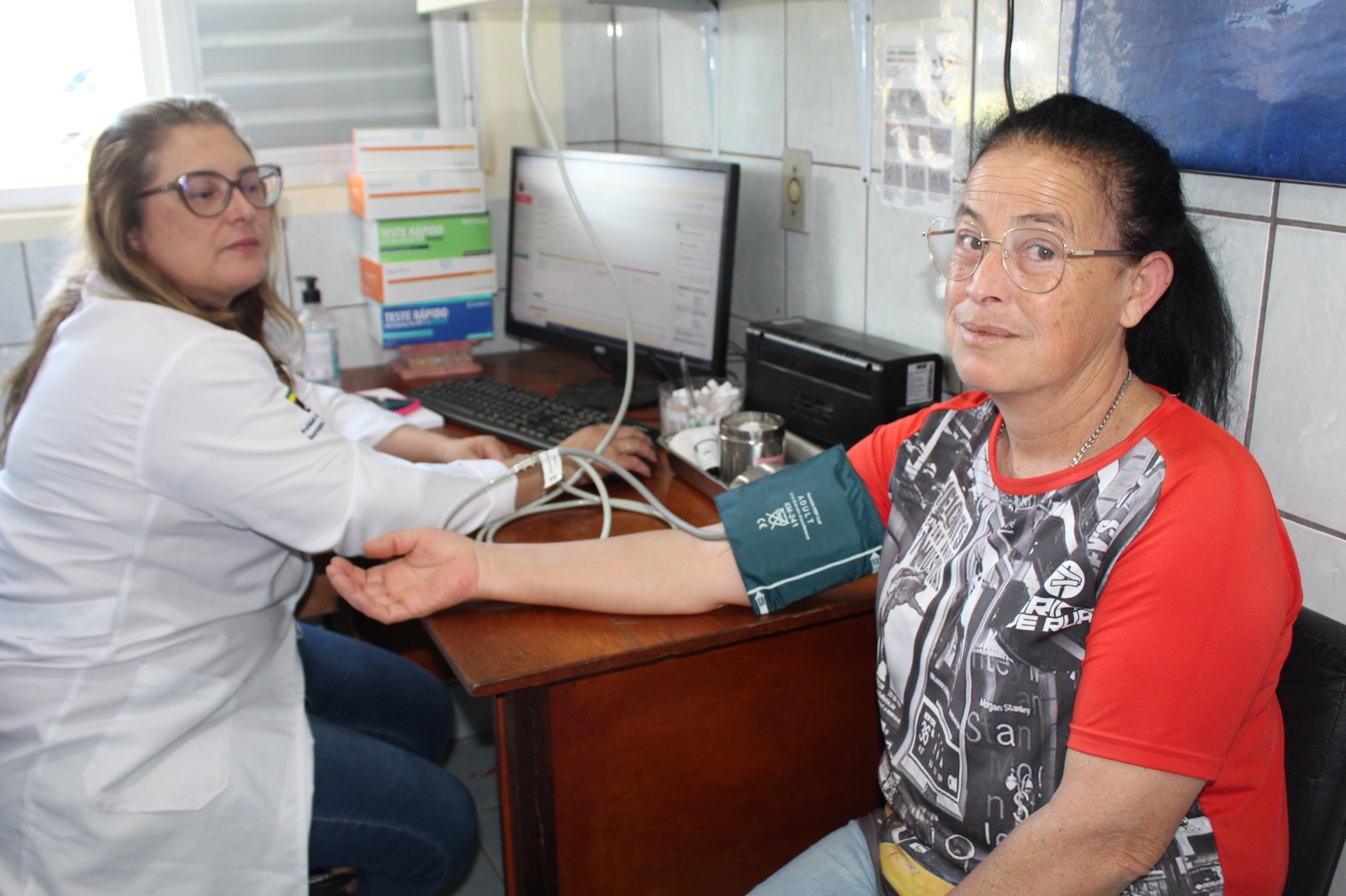 Prefeitura de Lages Prefeitura realiza ação de conscientização do Dezembro Vermelho na UBS do São Pedro