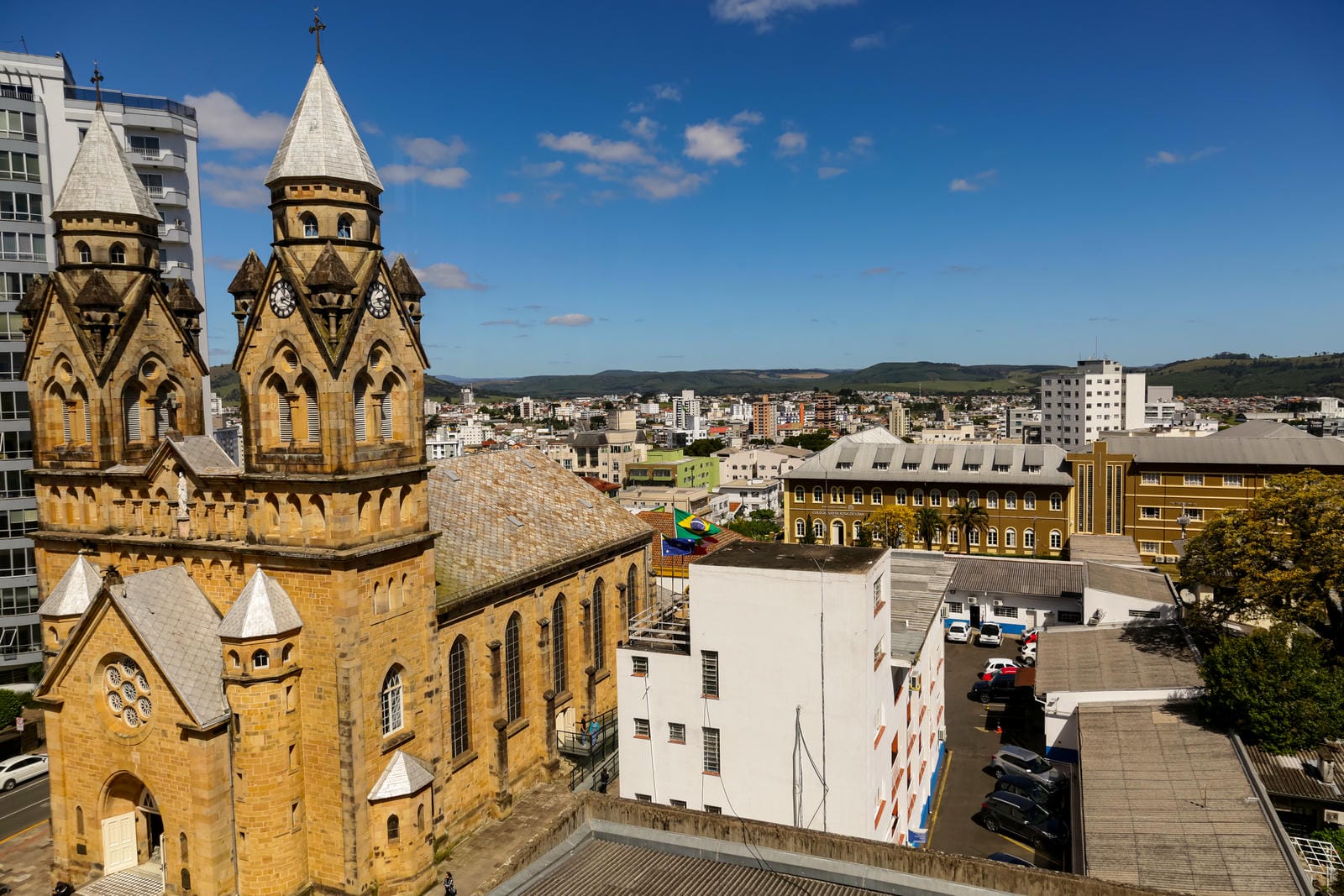 Prefeitura de Lages Atenção, Lages: Contribuintes interessados na maior taxa de desconto para pagamento do IPTU 2026 à vista em cota única devem estar de olho na data de 12 de fevereiro   