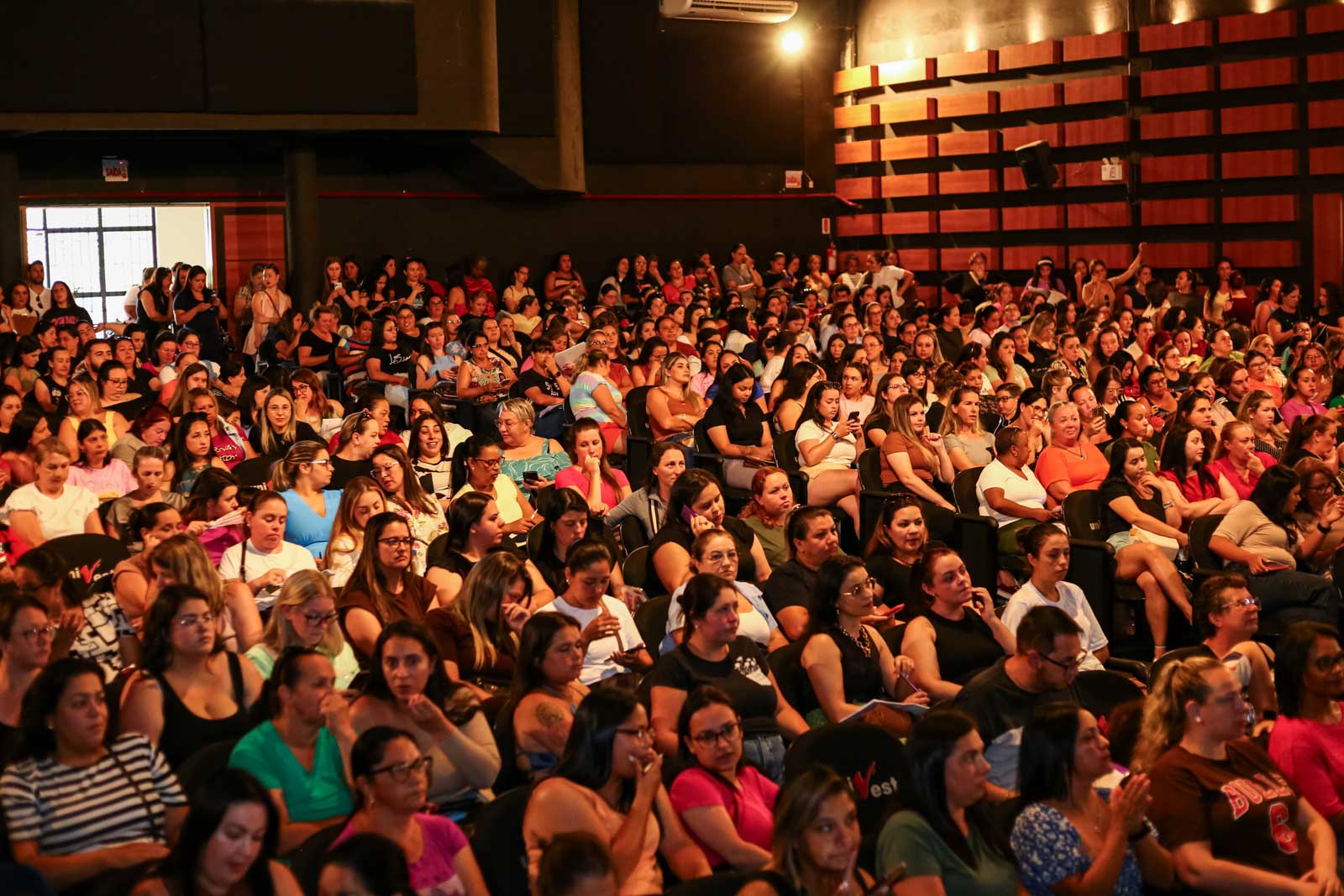 Prefeitura de Lages 700 vagas: Secretaria da Educação dá início a primeira chamada do Processo Seletivo nº: 006/2025