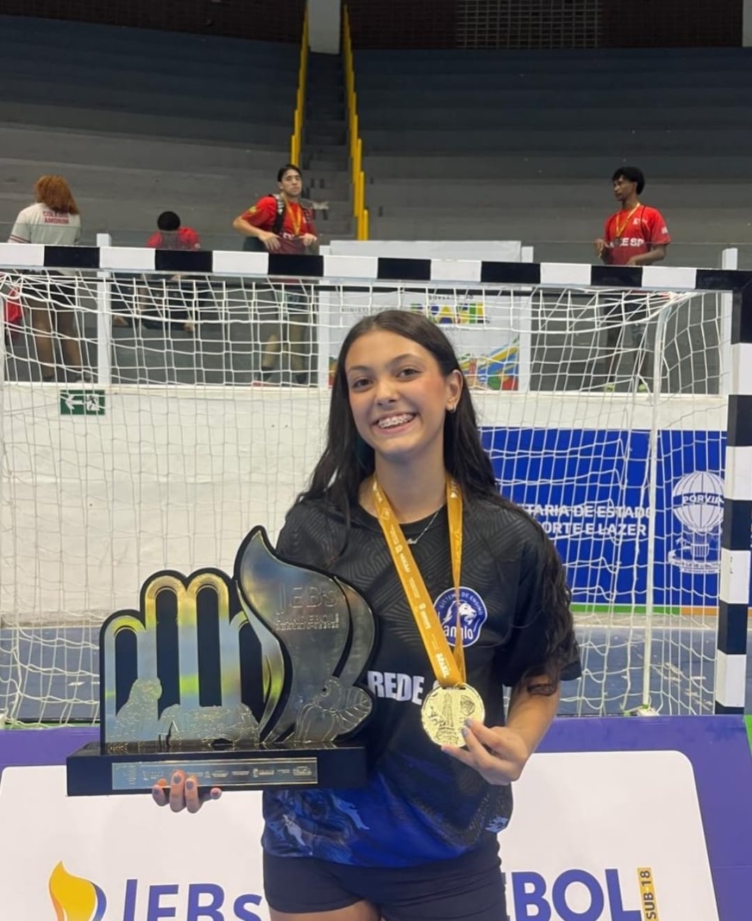 Prefeitura de Lages Lages no Mundial! Lageana representará o Brasil no Campeonato Mundial Escolar de Handebol