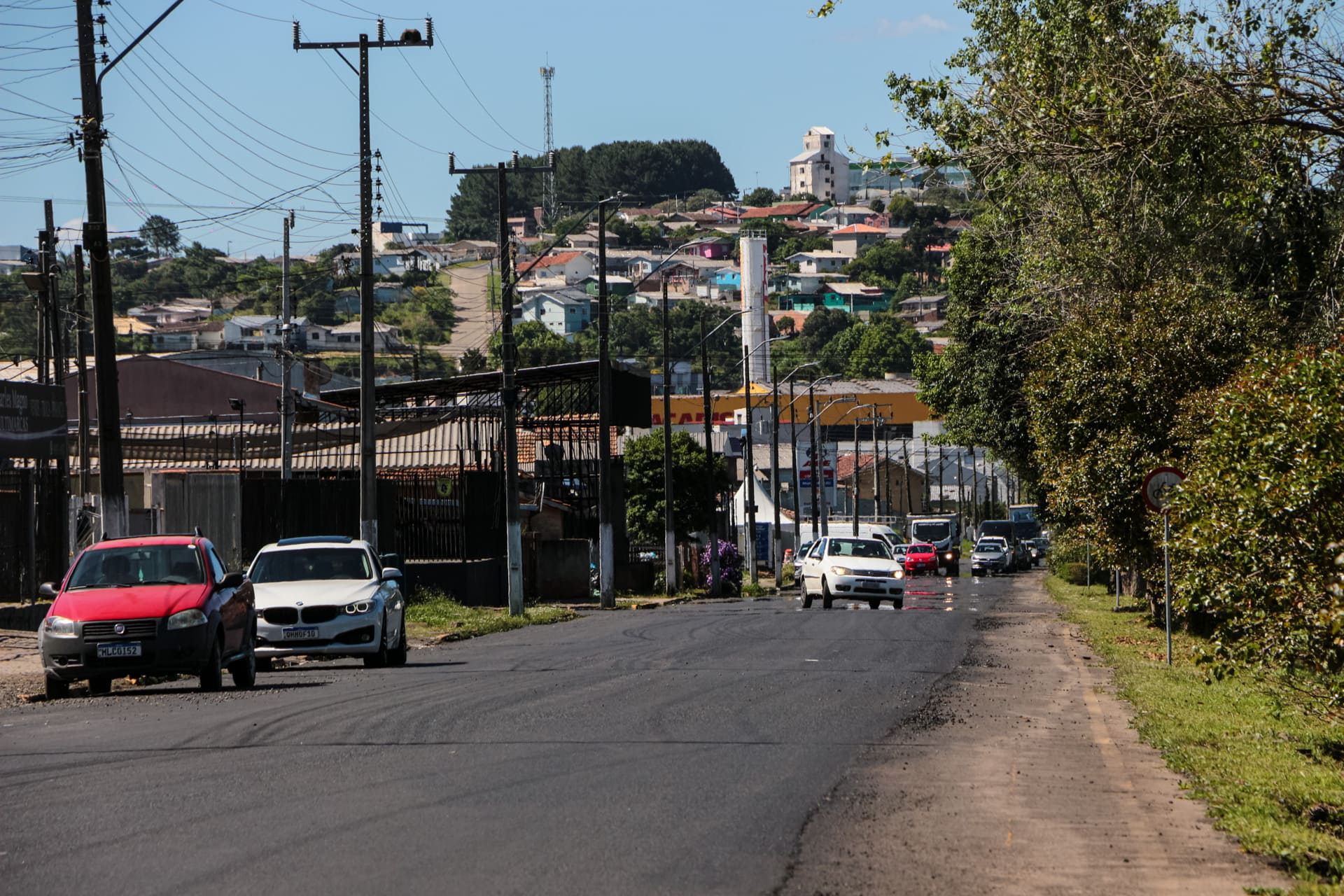 Prefeitura de Lages Avenida Carahá tem etapa final de revitalização concluída