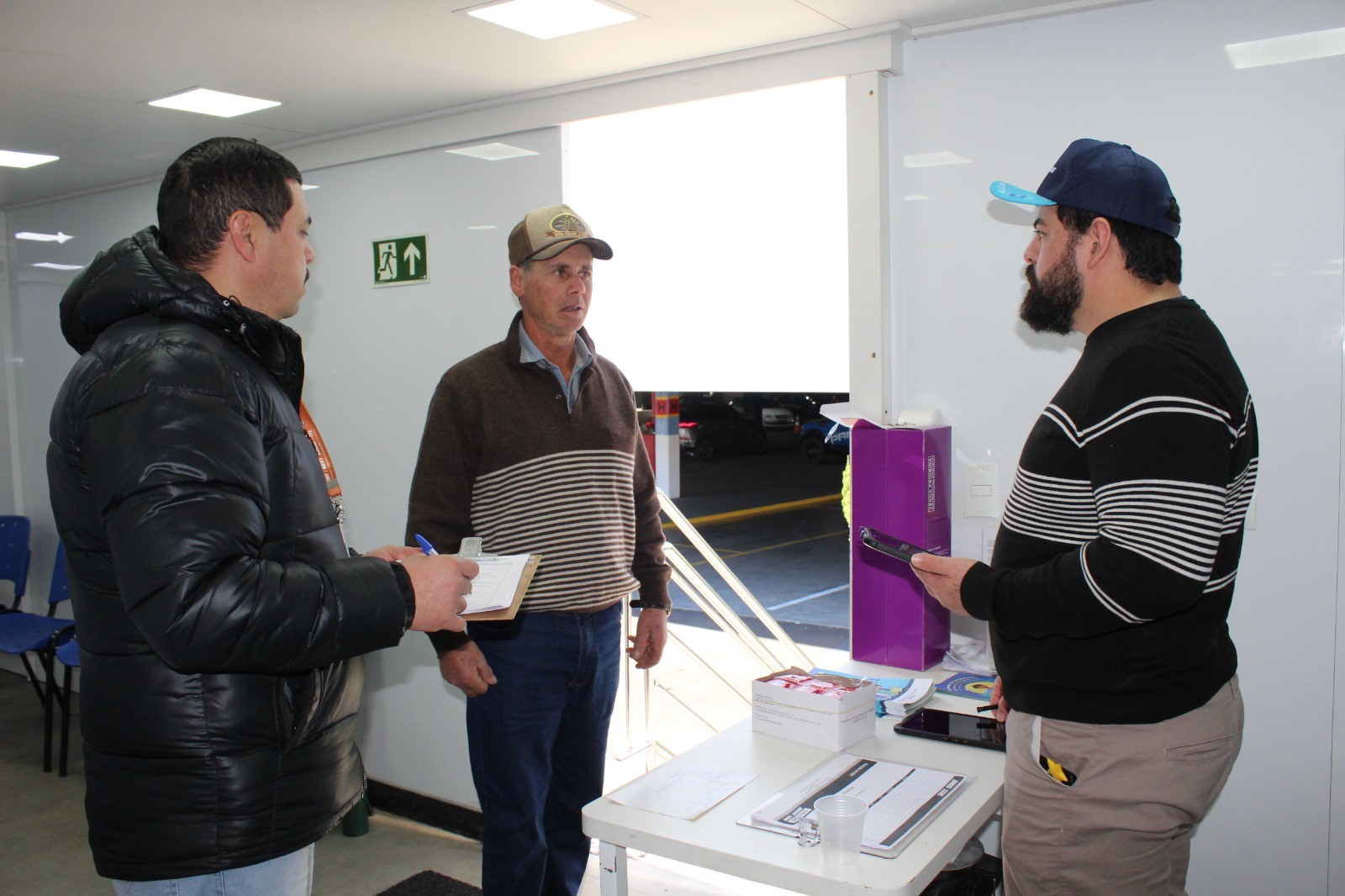 Prefeitura de Lages Mobilização do Mês do Motorista leva vacinação, prevenção e serviços de saúde aos profissionais do transporte em Lages