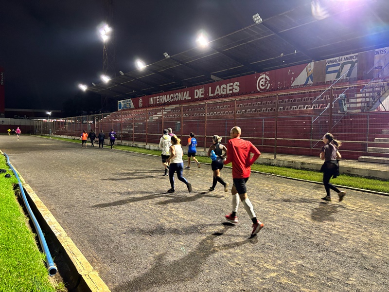 Prefeitura de Lages Pista de atletismo do Estádio Vidal Ramos Júnior funciona em horário especial em janeiro