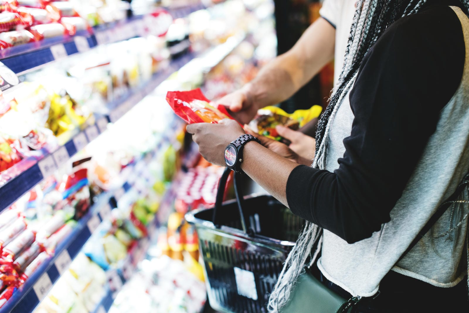Prefeitura de Lages Pesquisa do Procon amplia orientação ao consumidor com levantamento de preços de 49 produtos em Lages
