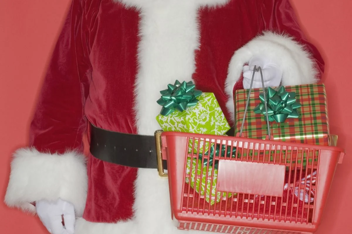 Prefeitura de Lages Procon aponta onde economizar na ceia e nos presentes de Natal em Lages