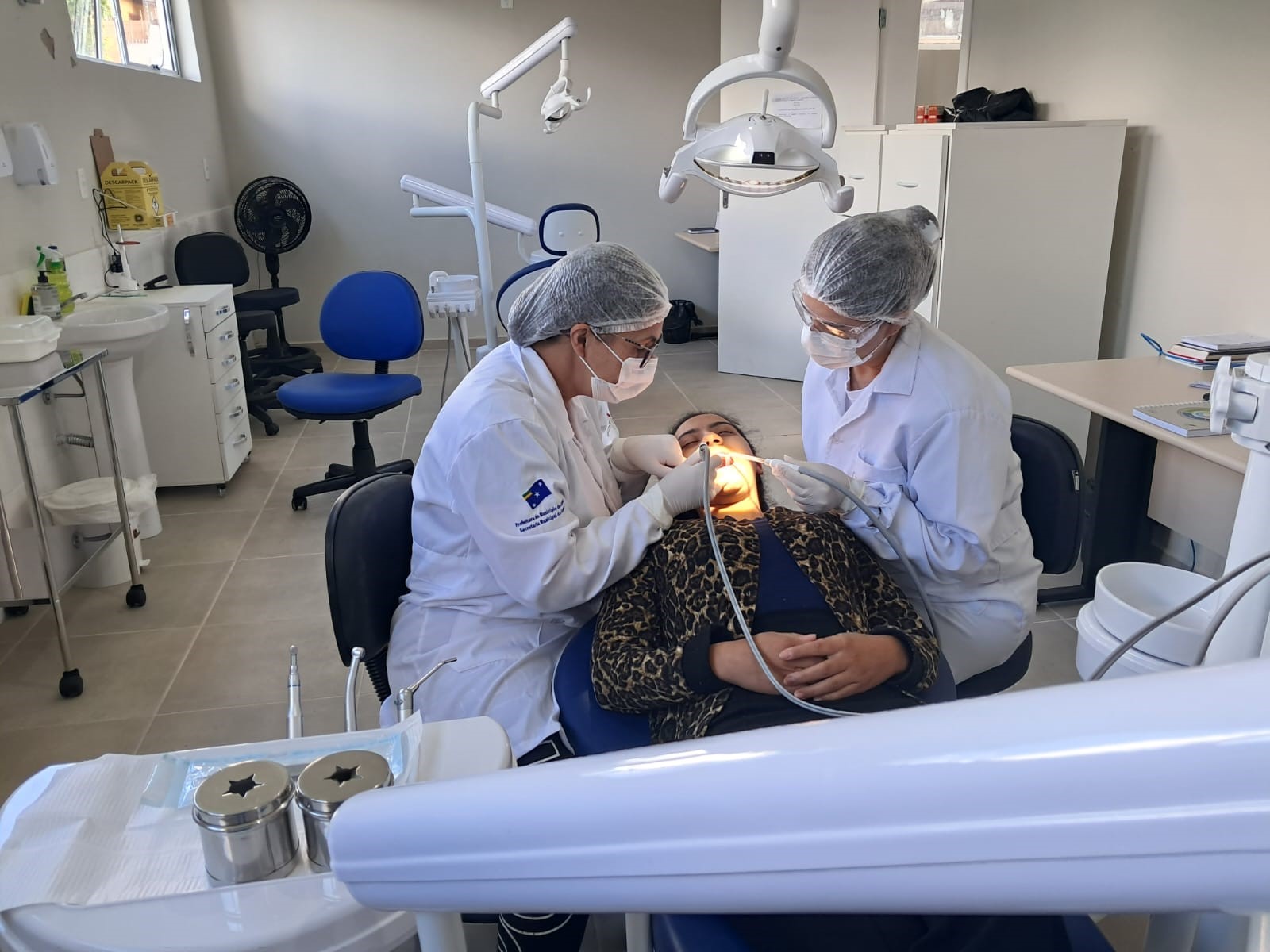 Prefeitura de Lages Nova oferta de atendimento odontológico beneficia moradores do Vila Nova e Caça e Tiro