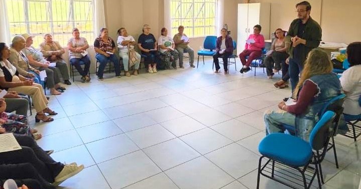 Prefeitura de Lages  Prefeitura de Lages leva orientação ao consumidor para os bairros com projeto itinerante do Procon