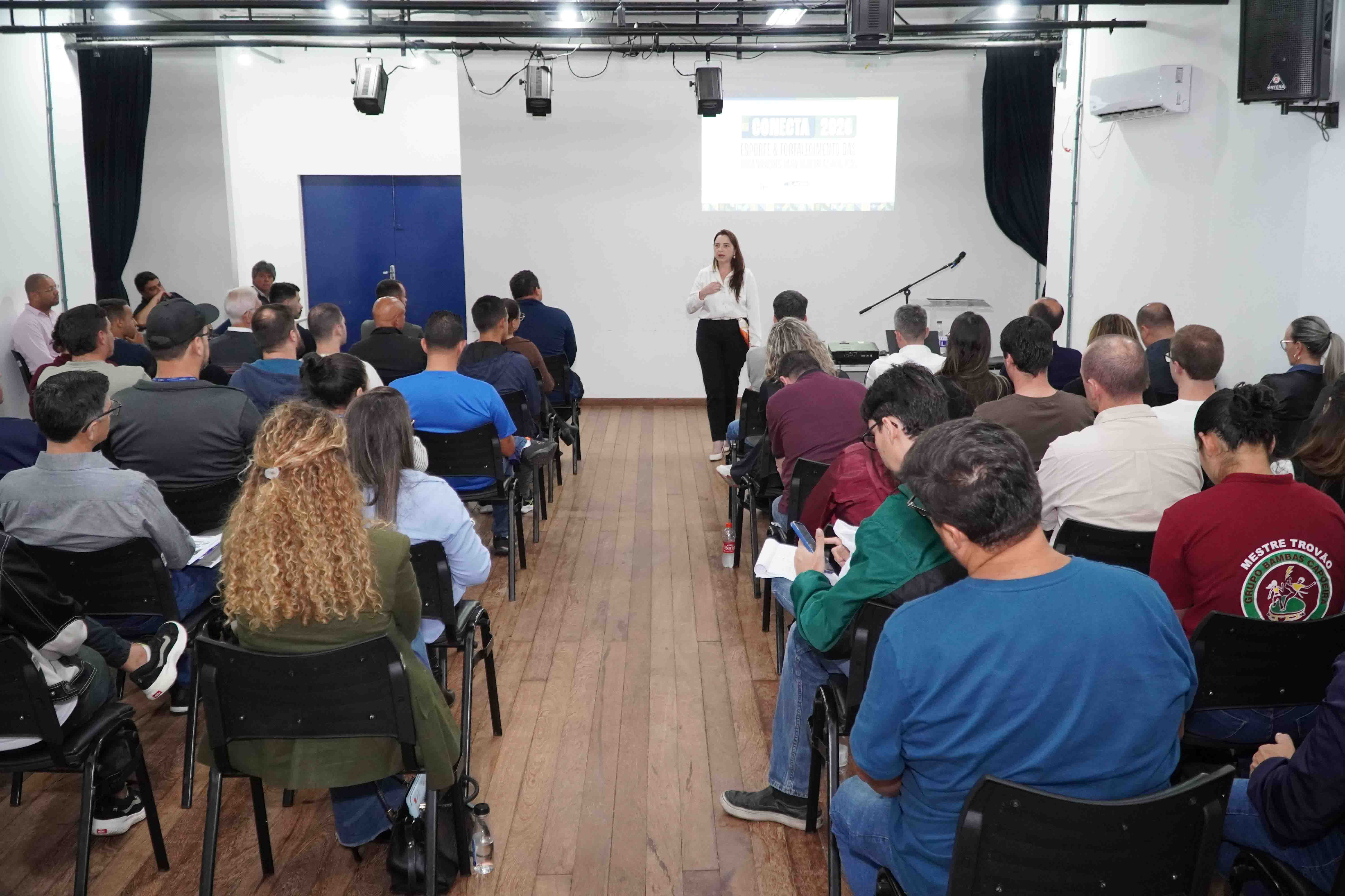 Prefeitura de Lages Seminário Conecta 2026 reuniu atletas e instituições desportivas para fomentar esporte em Lages