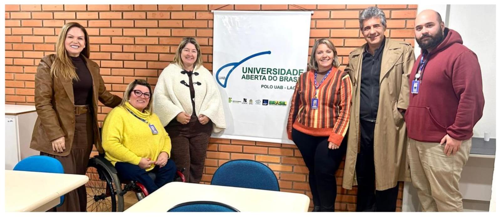 Prefeitura de Lages Polo UAB Lages recebe representantes da Udesc e apresenta nova turma do Curso de Administração Pública
