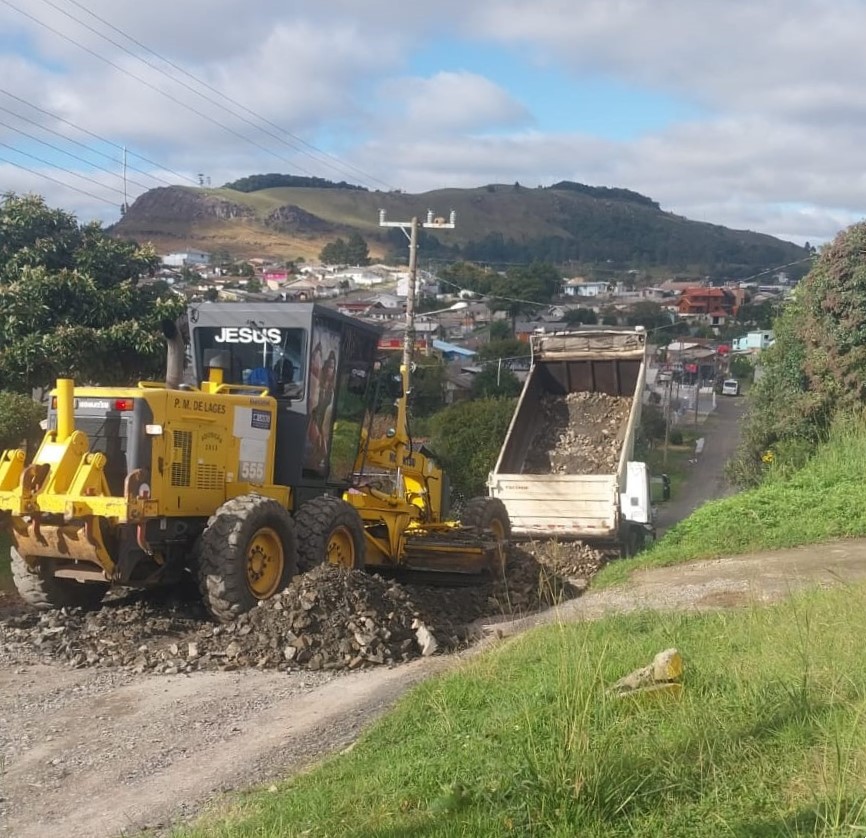 Prefeitura de Lages Gestão municipal acelera melhorias em ruas sem pavimentação em Lages