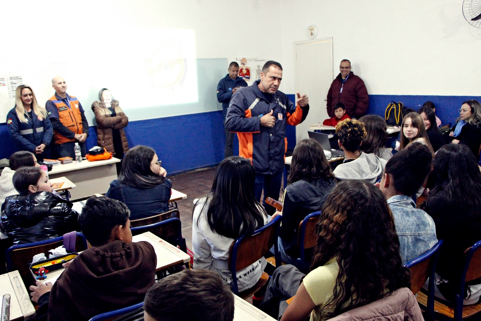 Prefeitura de Lages Projeto Defesa Civil nas Escolas já alcança 522 alunos em onze unidades do Sistema Municipal de Educação em Lages