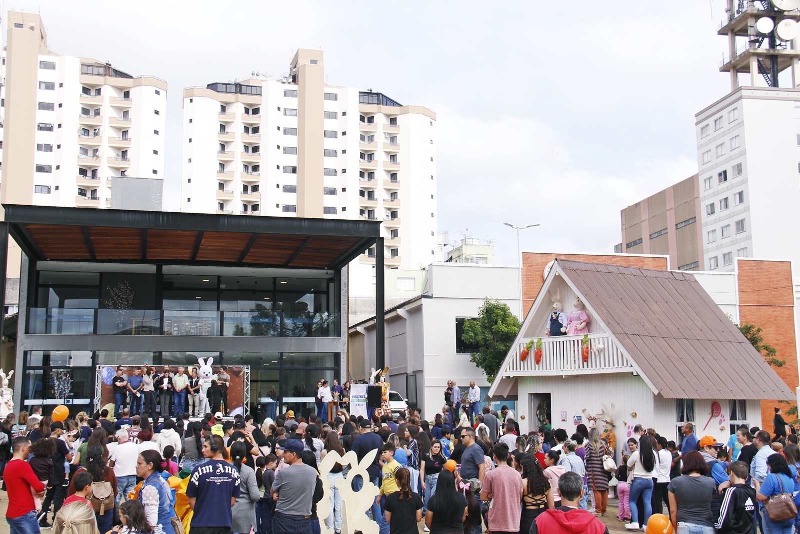 Prefeitura de Lages Doce Páscoa 2026 terá programação cultural, oficinas e decoração especial em Lages