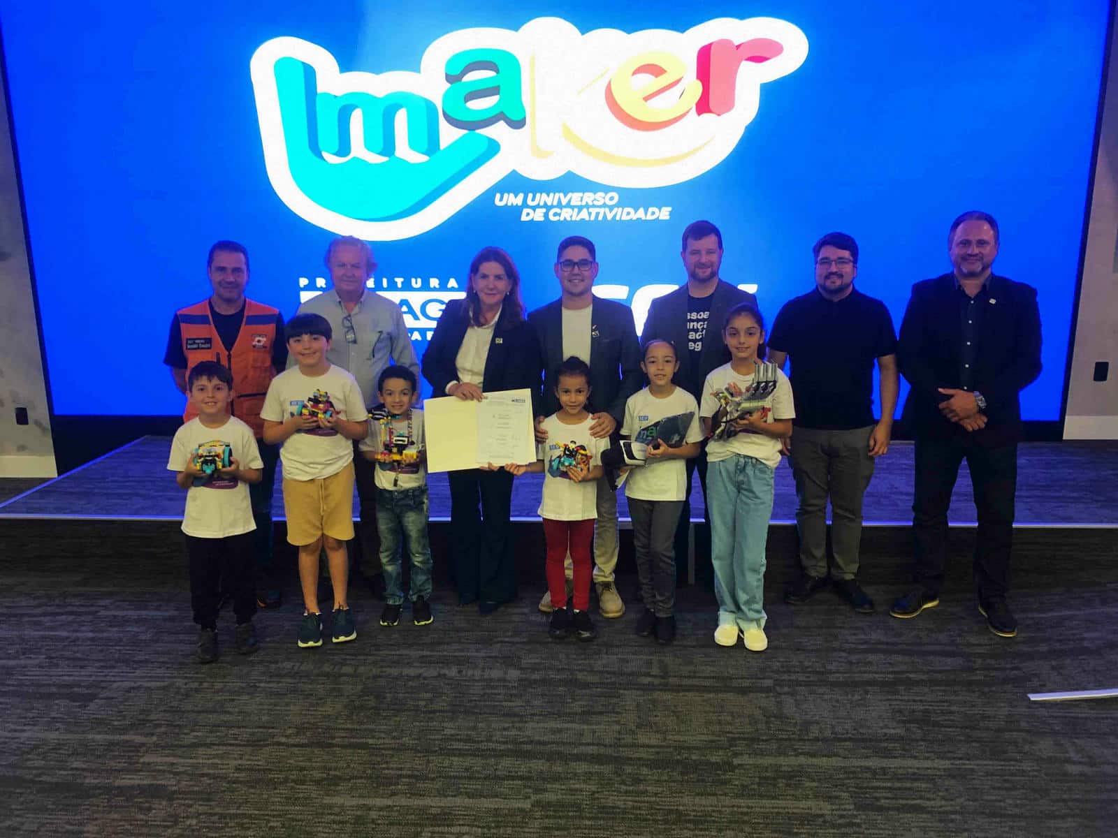 Prefeitura de Lages Prefeitura de Lages e Sesi firmam convênio para levar Educação Maker e Robótica a unidades de ensino municipais