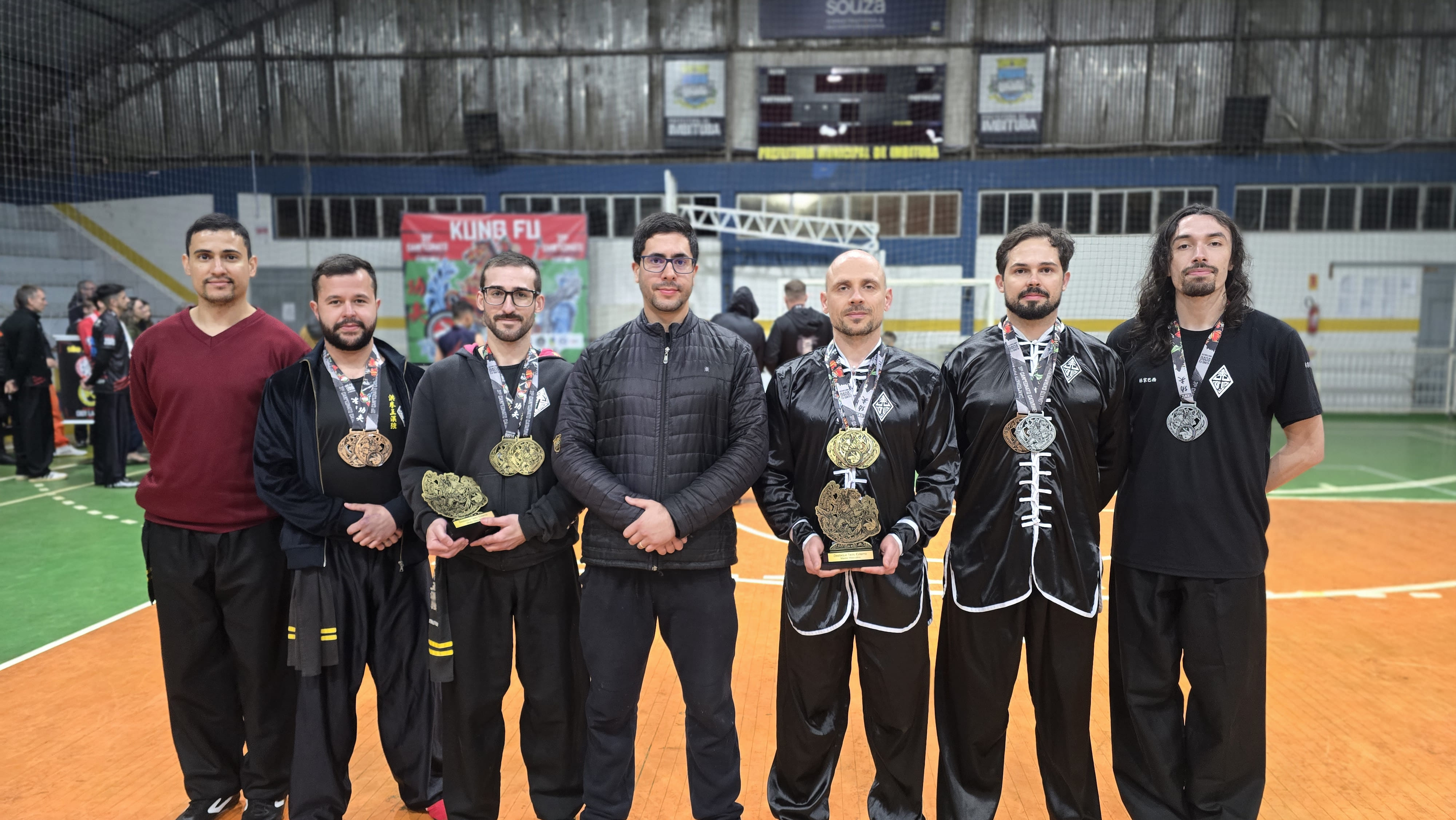 Prefeitura de Lages Atletas de Lages conquistam títulos e garantem vagas para Campeonato Brasileiro de Kung Fu