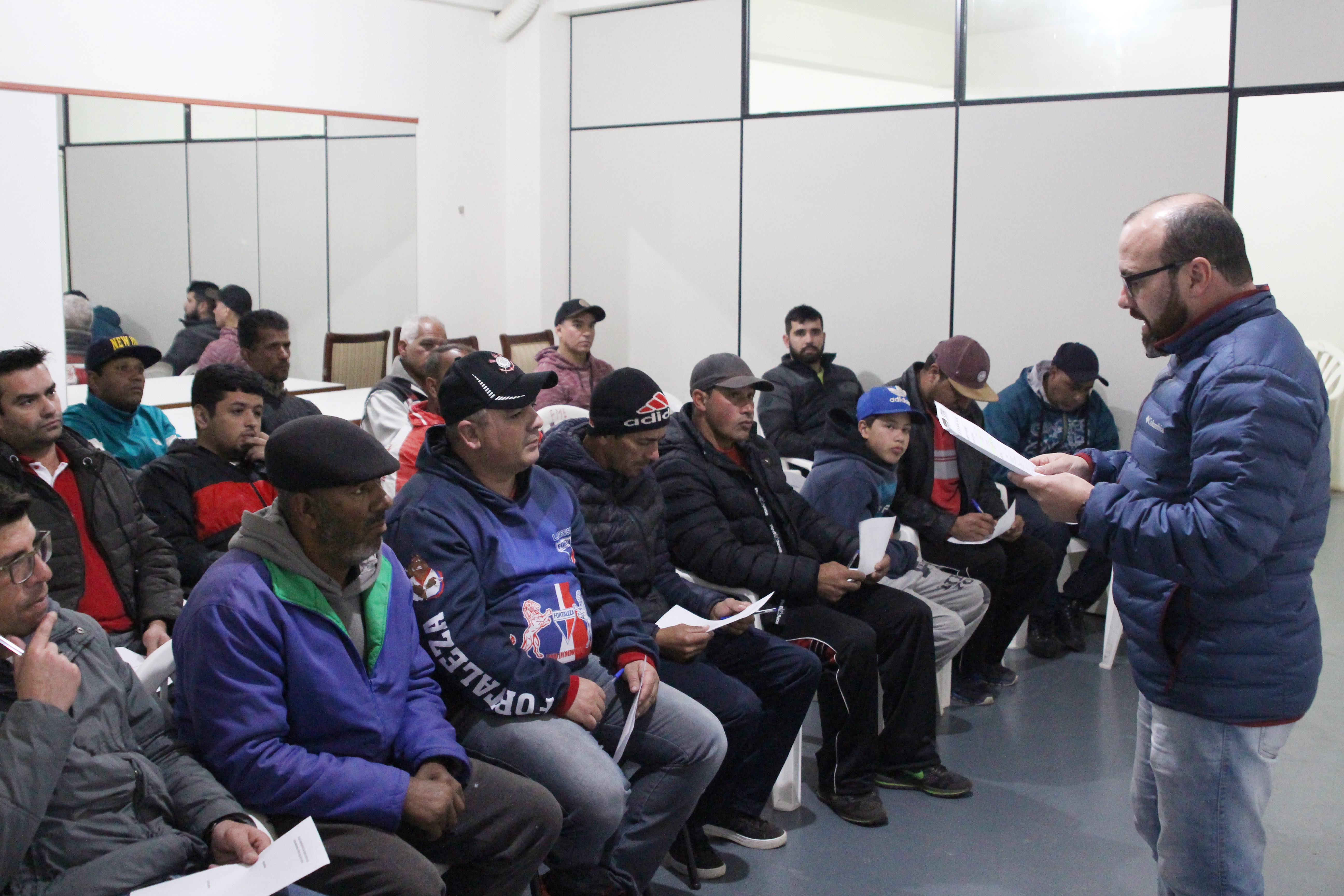 Prefeitura de Lages Reunião delineia sugestões para os Jocol de 2020