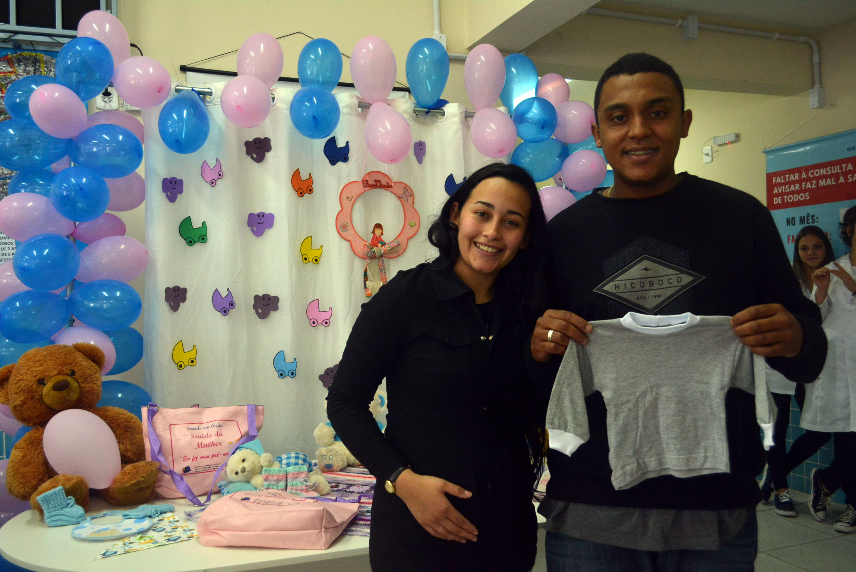 Prefeitura de Lages Futuras mamães são presenteadas e levam para casa artigos para os primeiros dias de vida de seus bebês 