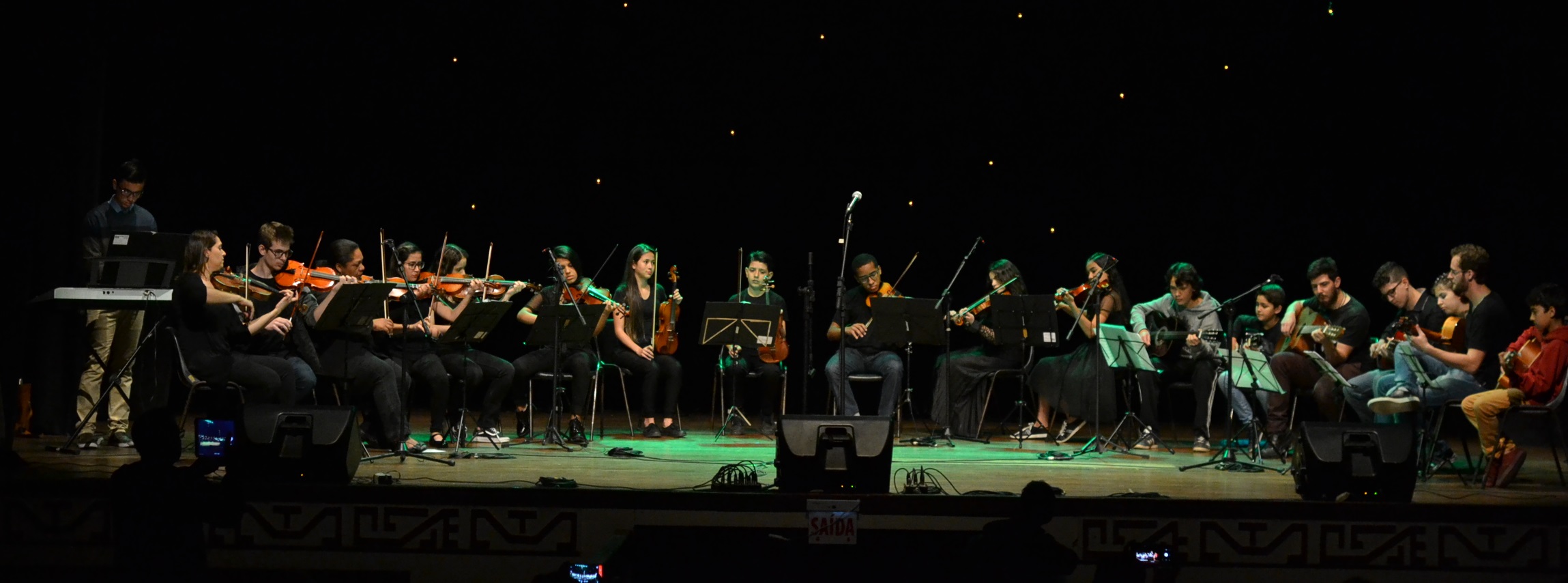 Prefeitura de Lages Alunos da Escola de Artes, da Prefeitura, emocionam o público no Marajoara