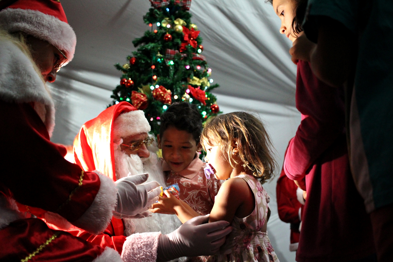 Prefeitura de Lages Natal Felicidade 2019: Caroba abrirá o Natal nos Bairros