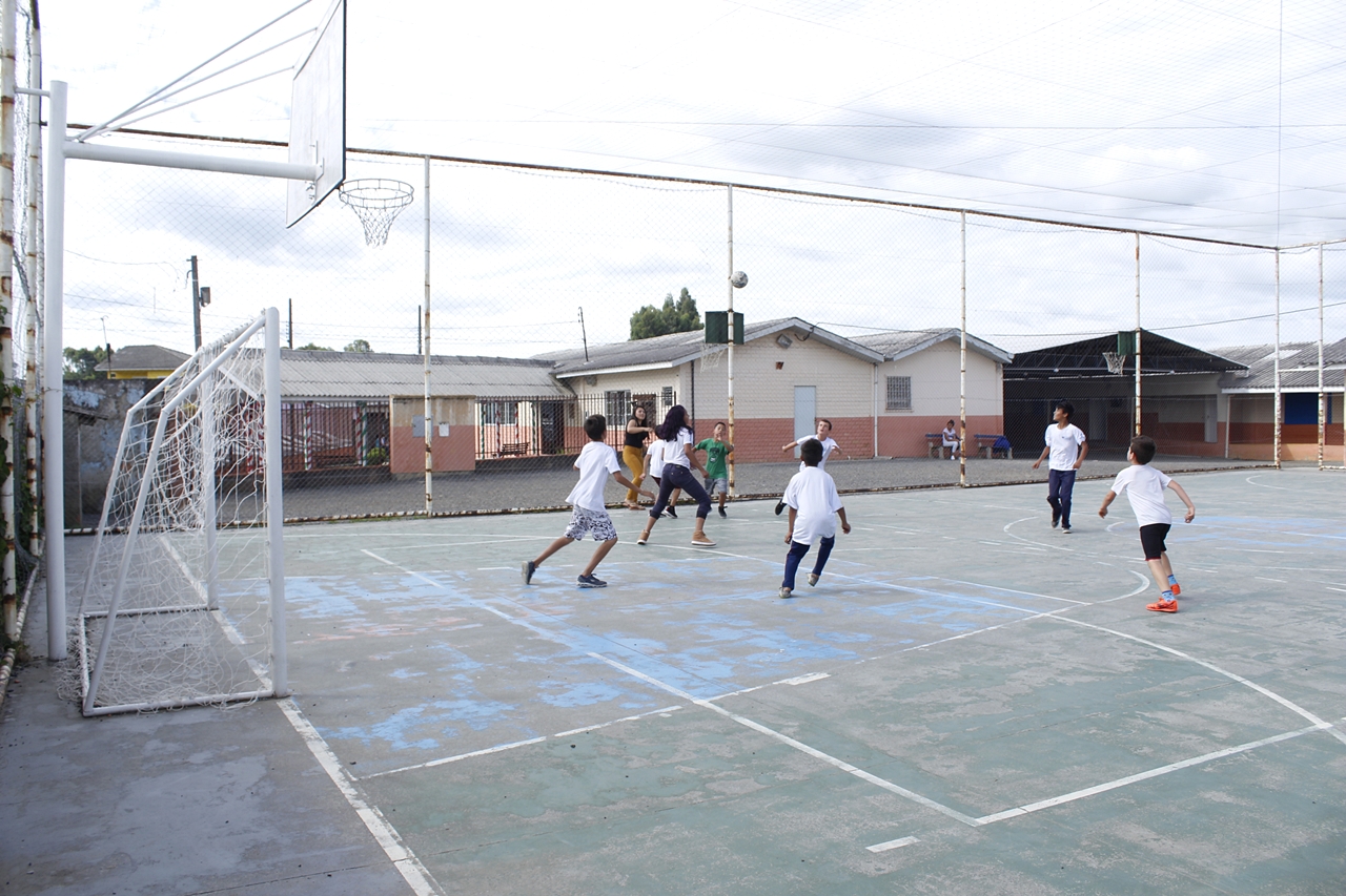 Prefeitura de Lages Emeb Osni de Medeiros Régis ganhará cobertura da quadra esportiva