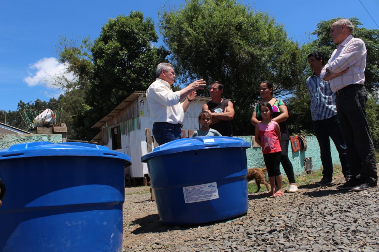 Prefeitura de Lages Prefeitura de Lages distribui 684 caixas d’água para moradores de áreas periféricas