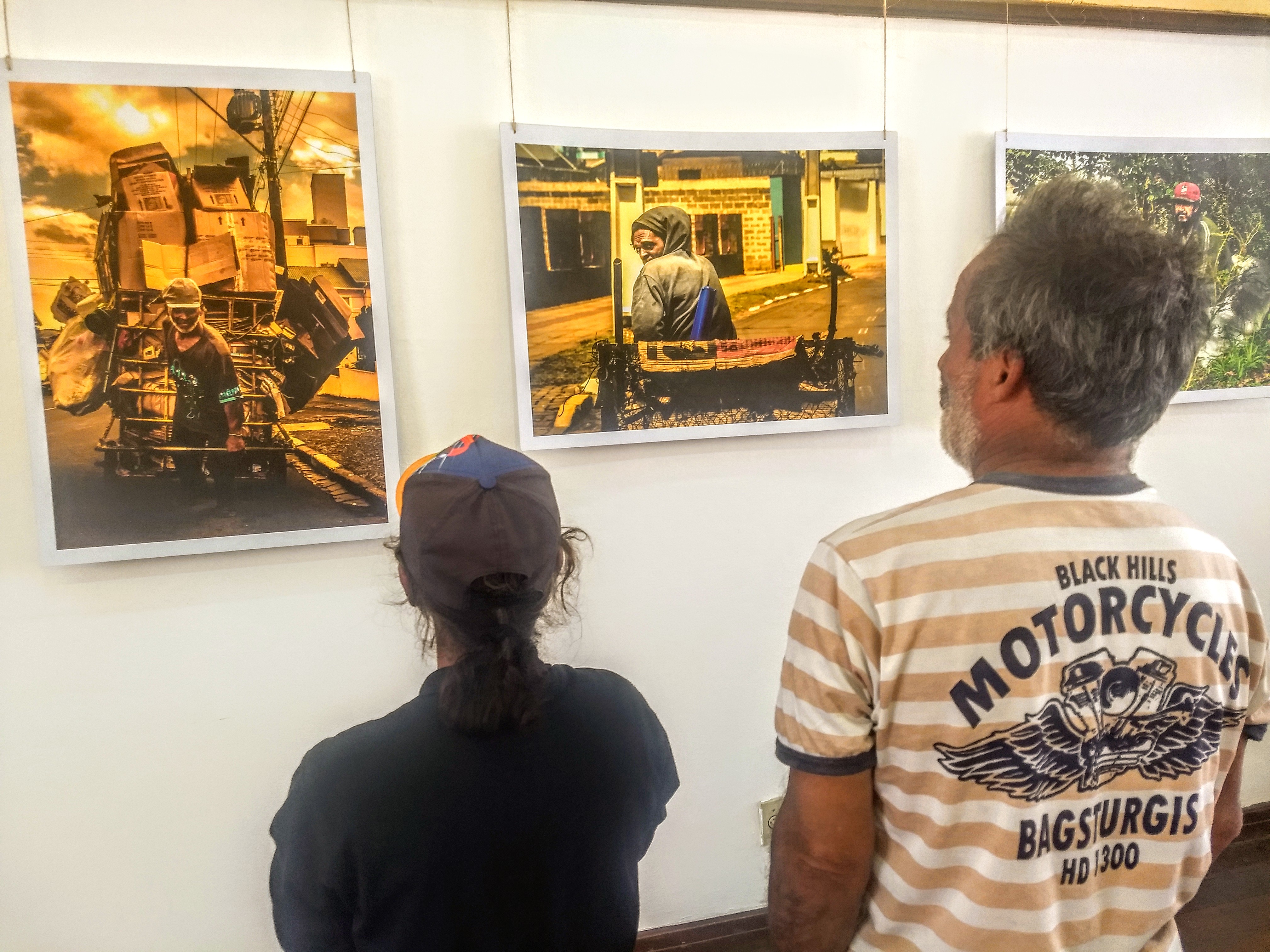 Prefeitura de Lages Exposições no hall da Fundação Cultural de Lages