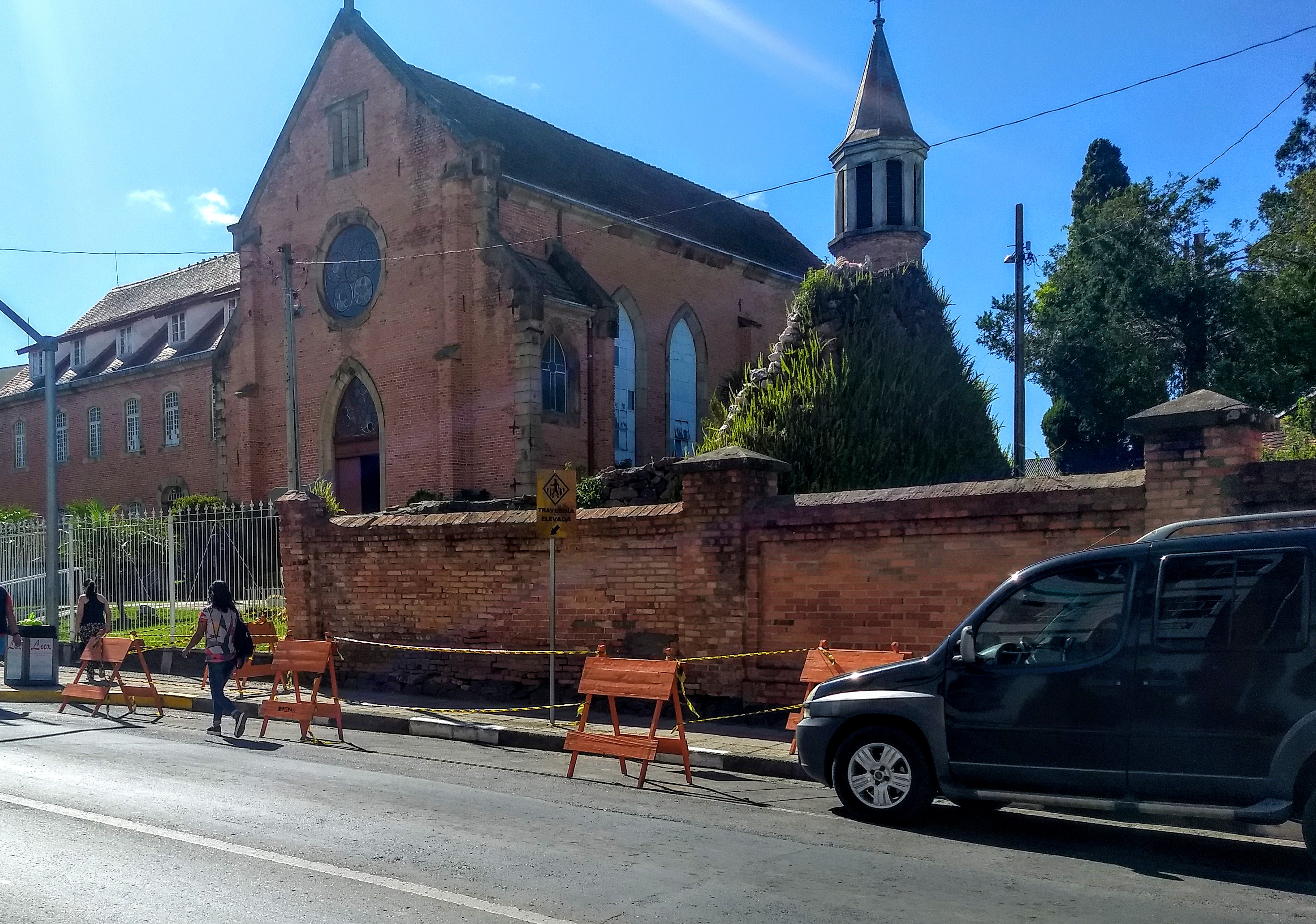 Prefeitura de Lages Muros do Convento Franciscano São José passarão por obras de restauração