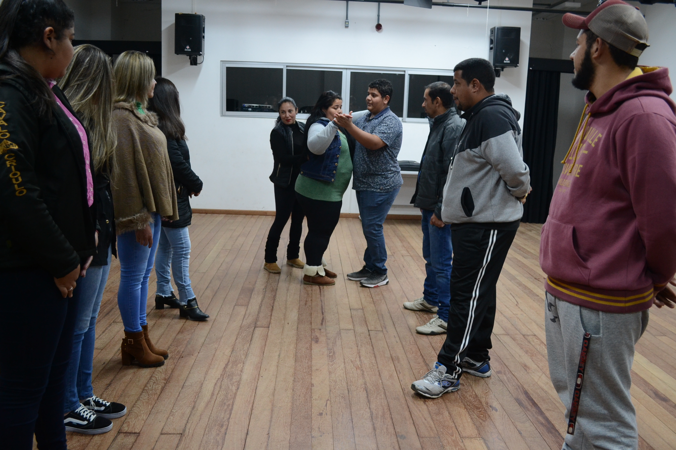 Prefeitura de Lages Encontros gratuitos de dança Maxixe para a comunidade na Estação Cidadania (Praça do CEU)