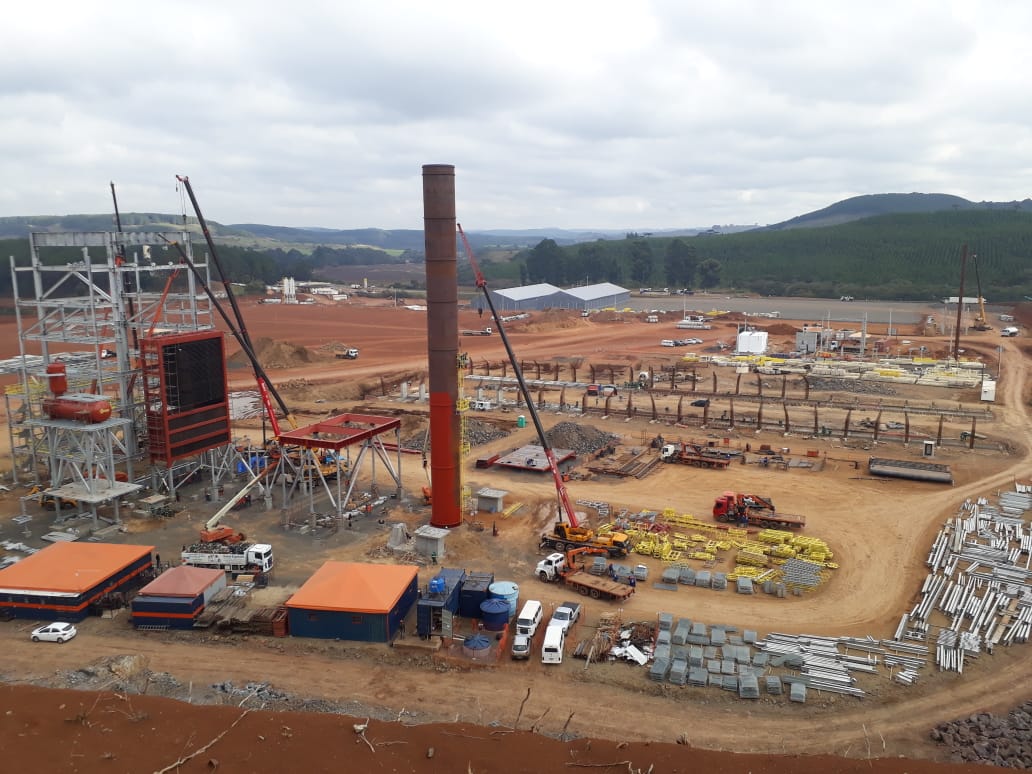 Prefeitura de Lages Montagem de caldeira e subestação de energia e construção da fábrica são as fases atuais no canteiro de obras da Berneck 
