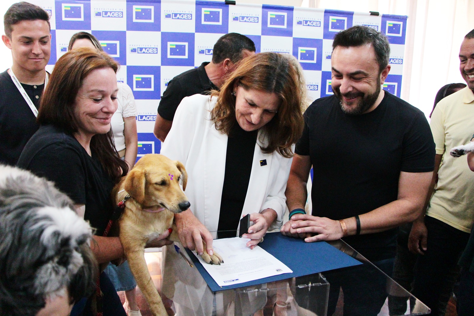 Prefeitura de Lages Prefeitura de Lages entrega ordem de serviço para execução das obras do Parque Pet