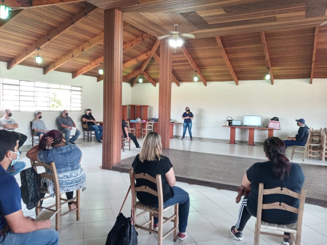 Prefeitura de Lages Banco do Emprego, da Prefeitura, auxilia a empresa Integra no processo de seleção para contratar 23 novos trabalhadores 