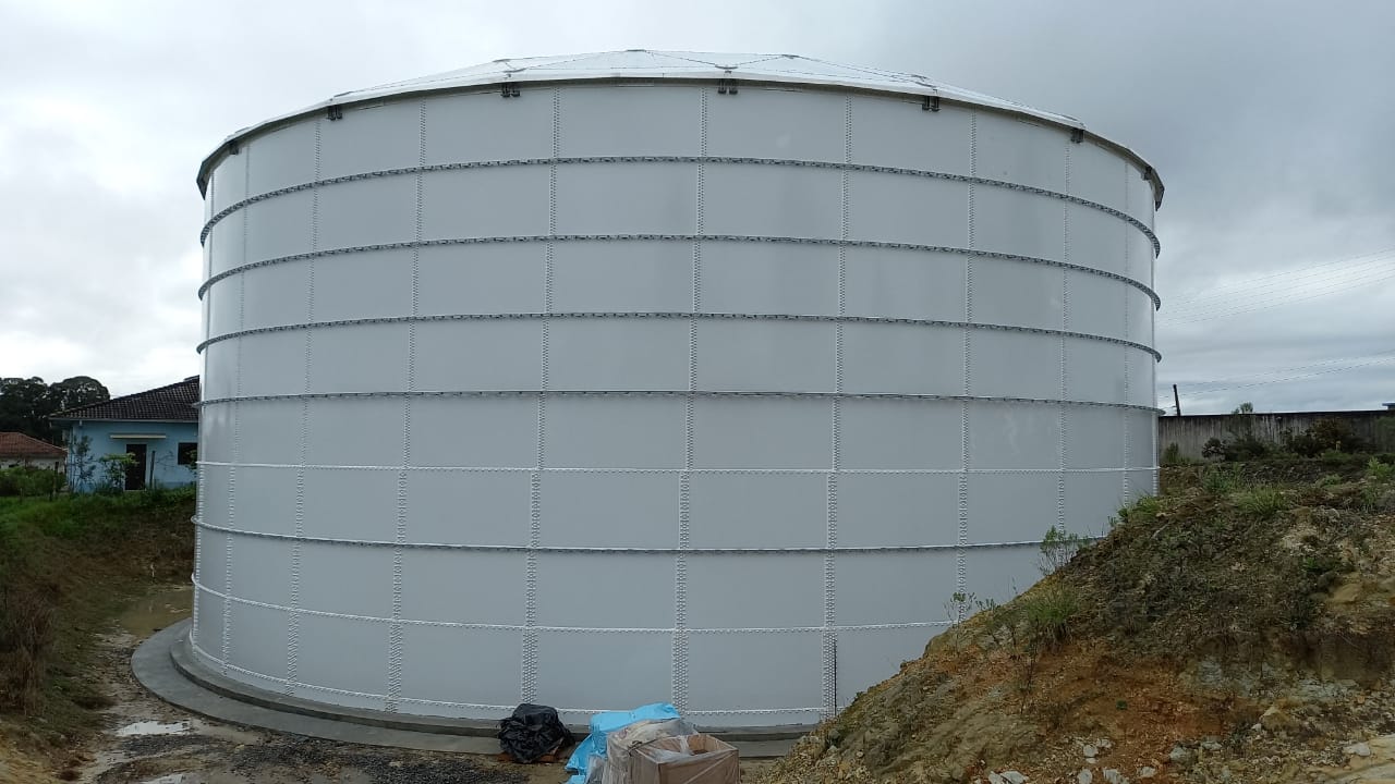 Prefeitura de Lages Abastecimento reforçado em Lages: Semasa testa funcionamento do novo reservatório de água