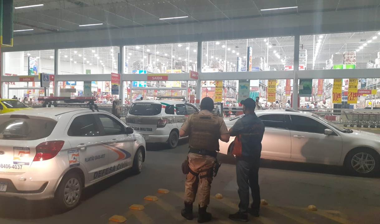 Prefeitura de Lages Lages está em lockdown e Força de Segurança percorre pontos urbanos e rurais para assegurar cumprimento de normatizações sanitárias 