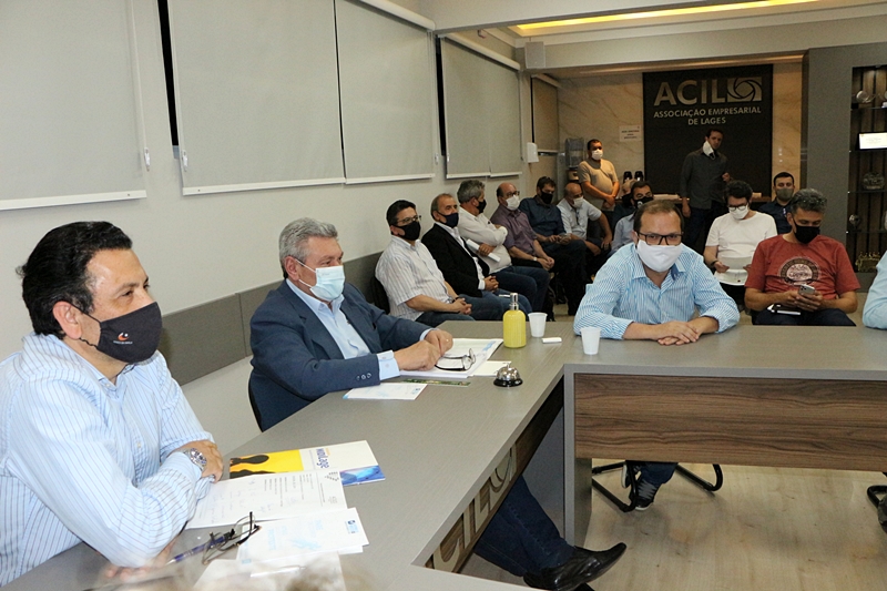 Prefeitura de Lages Prefeito Ceron faz relato das ações administrativas para diretoria da ACIL