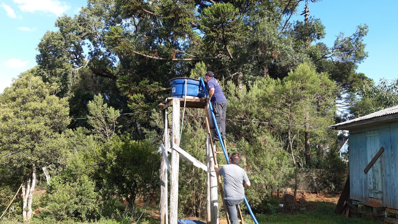 Prefeitura de Lages Estiagem: Prefeitura de Lages distribui mais de 60 mil litros de água potável para localidades do interior em 14 dias
